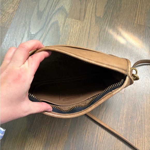 Vintage Coach Companion Bag - Picture 3 of 9